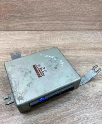 Subaru Legacy Engine control unit/module ECU 22611AC390 A18000DA3 6215