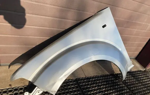 Nissan Pathfinder R51 Fender