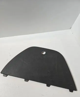 Trunk/boot lower side trim panel