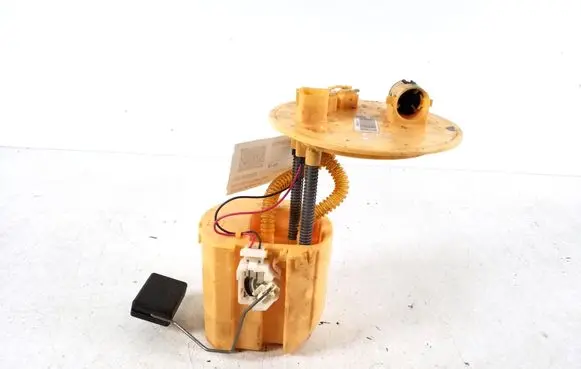 Toyota Auris 150 Fuel level sensor 77010-02020