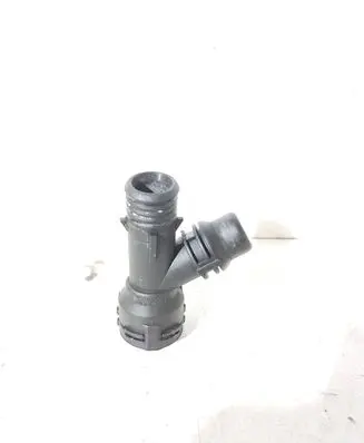 BMW 5 E60 E61 Engine coolant pipe/hose 7795715