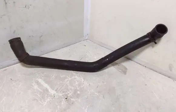 Volkswagen Transporter - Caravelle T4 Engine coolant pipe/hose
