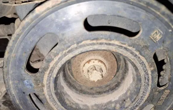 Opel Astra G Crankshaft pulley 09129209