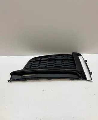 Audi A5 Front bumper lower grill 8W6807681F