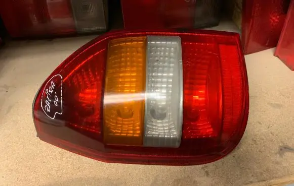 Opel Zafira A Rear/tail lights 62280