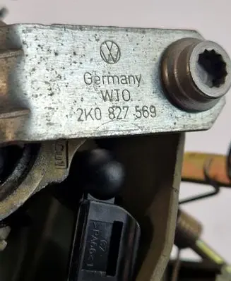 Volkswagen Caddy Tailgate/trunk/boot exterior handle 2K0827565J
