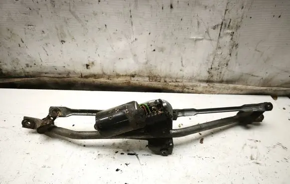 Audi A4 S4 B5 8D Front wiper linkage and motor 0390241132 8D1955113B
