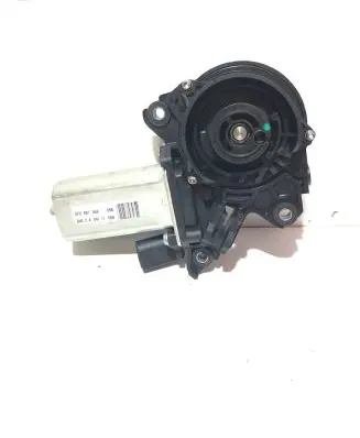 Audi A8 S8 D4 4H Front door soft close latching motor 4F0837059