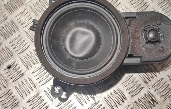 Volvo XC90 Front door high frequency speaker 30752352