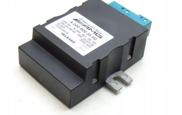 Mercedes-Benz CLS C218 AMG Fuel injection pump control unit/module A0009003500 63AMGE63CLS63