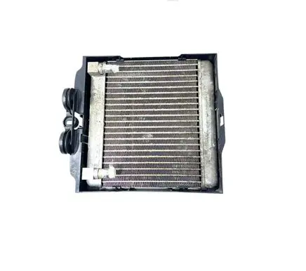 BMW 5 F10 F11 Engine oil radiator 7572542