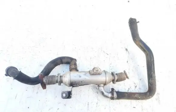 Citroen Xantia EGR valve cooler 9627242880 861059g