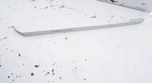 Opel Vivaro Rear sill (body part) 