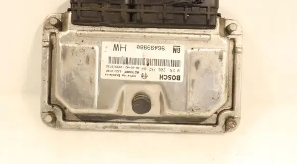 Chevrolet Captiva Engine control unit/module ECU 0261208782