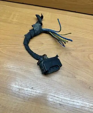 BMW 5 E60 E61 Headlight/headlamp wiring loom/harness 6925638