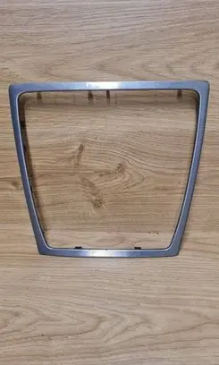 Volvo S60 Radio/GPS head unit trim 30672110