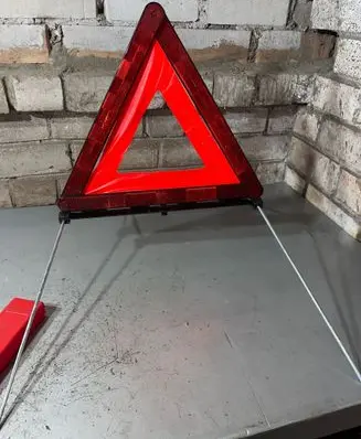 Volkswagen Sharan Emergency warning sign 8D9860251B