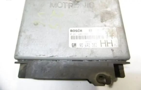 Opel Omega B1 Engine control unit/module ECU 90492382HH
