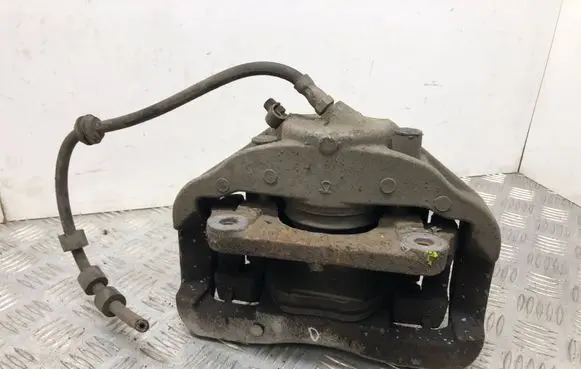 BMW 5 E60 E61 Front brake caliper 6030324