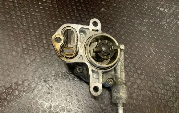 Citroen C5 Vacuum pump