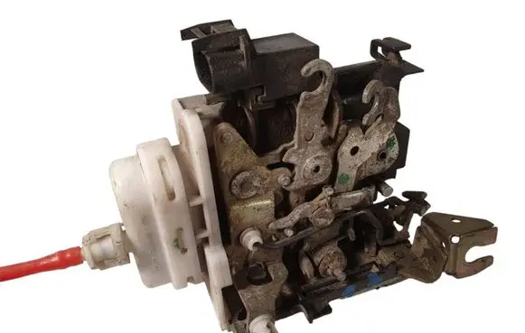 Audi A8 S8 D2 4D Front door lock 8D1837015F