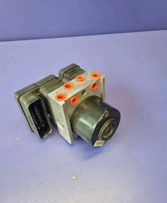Ford Fiesta ABS Pump 4S612M110CC 10020700514 10097001323