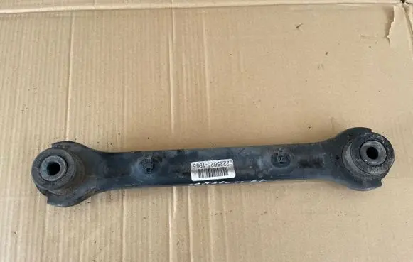 Chevrolet Camaro Rear upper control arm/wishbone 92225625