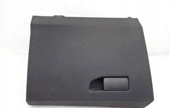 Peugeot 5008 Glove box