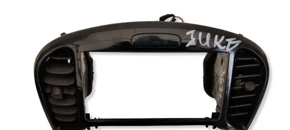 Nissan Juke I F15 Dash center air vent grill X12CCPMCTR 26032018 687511KE0A