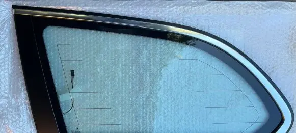 BMW 5 E60 E61 Rear side window 51377163607