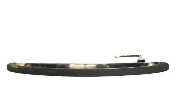 Trunk door license plate light bar