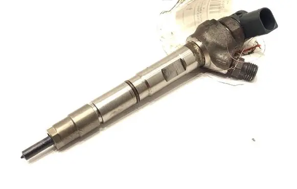 Volkswagen PASSAT B8 Fuel injectors set 04L130277AE
