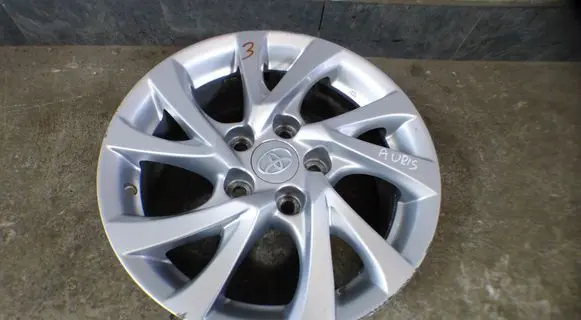 Toyota Auris E180 R16 alloy rim CARTX4261102L80 4261102L80