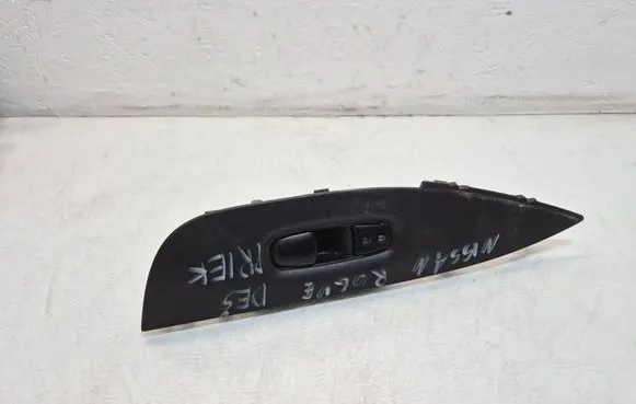 Nissan Rogue Other front door trim element 809605HA1A