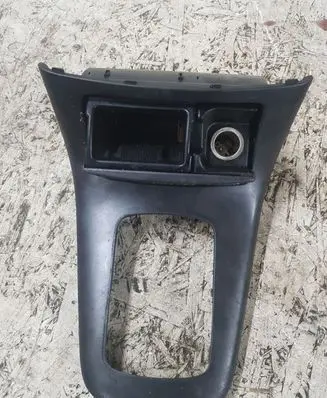 Toyota Avensis T250 Ashtray (front) 
