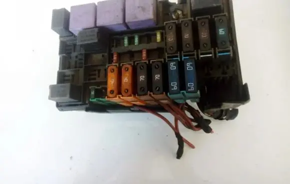 Renault Laguna II Fuse box set 8200003059 318003100