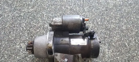 Nissan X-Trail T30 Starter motor 233008H300