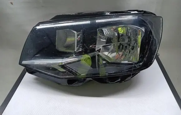 Volkswagen Multivan T6 Headlight/headlamp 7E1941015