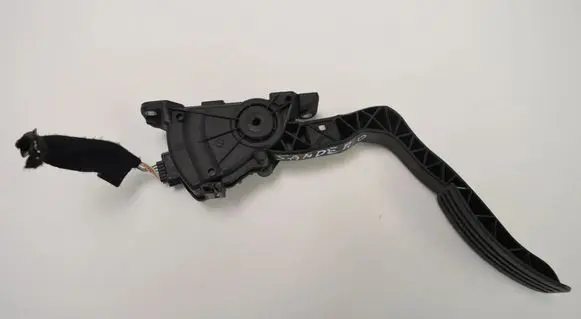 Dacia Sandero Accelerator throttle pedal 180106136R