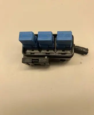 Nissan Qashqai Fuse box set 24382AD100