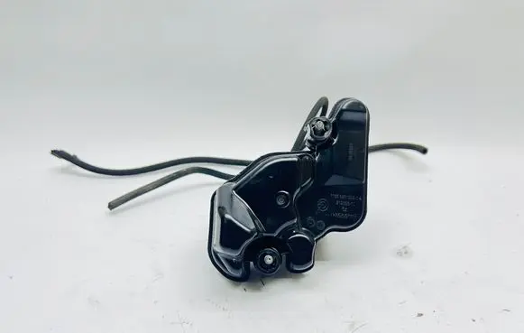 BMW 5 G30 G31 G38 Vacuum air tank 8581292 21259510