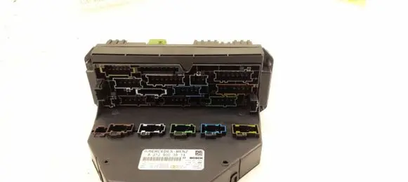 Mercedes-Benz GLK (X204) Fuse box set 2129003514 A2129003514