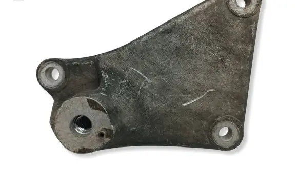 Mercedes-Benz A W168 Engine mounting bracket A6682230104 6682230104
