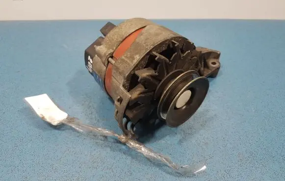 Renault Twingo I Generator/alternator 63321170