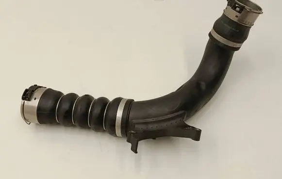 BMW 2 F46 Intercooler hose/pipe 8585294 11279414 09051209242