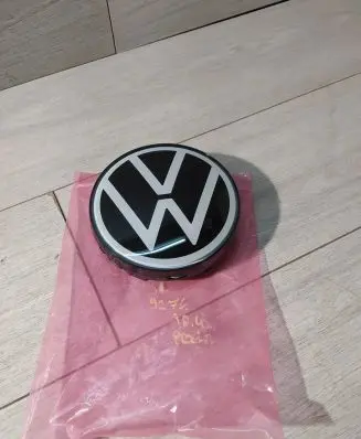 Volkswagen ID.4 Manufacturer badge logo/emblem 11A853600A