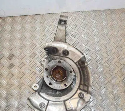 BMW 6 F06 Gran coupe Front wheel hub