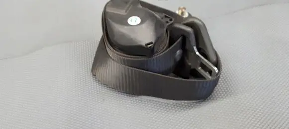 Alfa Romeo 164 Front seatbelt 1640065044
