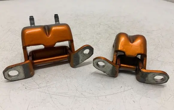 Nissan X-Trail T32 Rear door hinge set A047742