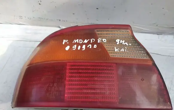 Ford Mondeo MK I Rear/tail lights